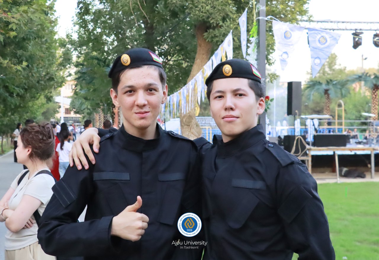 Вчера праздник в Аджу не закончился вручением дипломов!